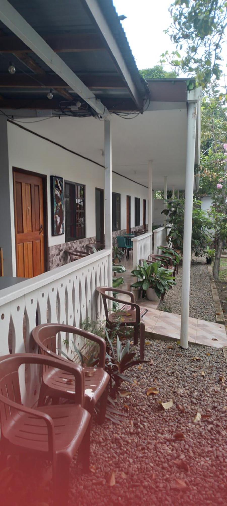Cabinas Smith Cahuita Exterior foto